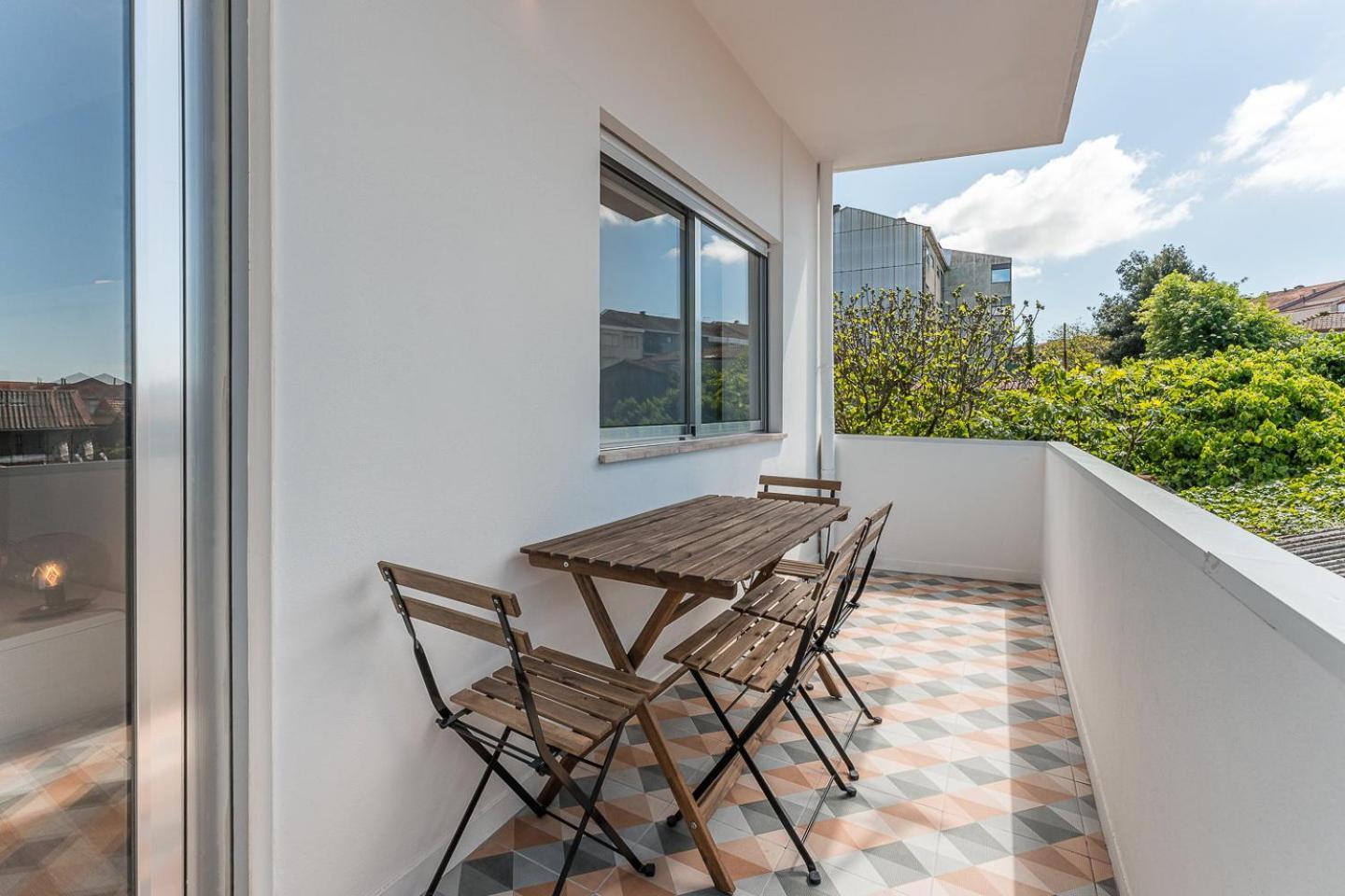 Guestready - City Retreat With A Balcony Porto Dış mekan fotoğraf